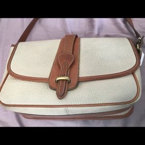 Vintage Dooney & Bourne leather purse